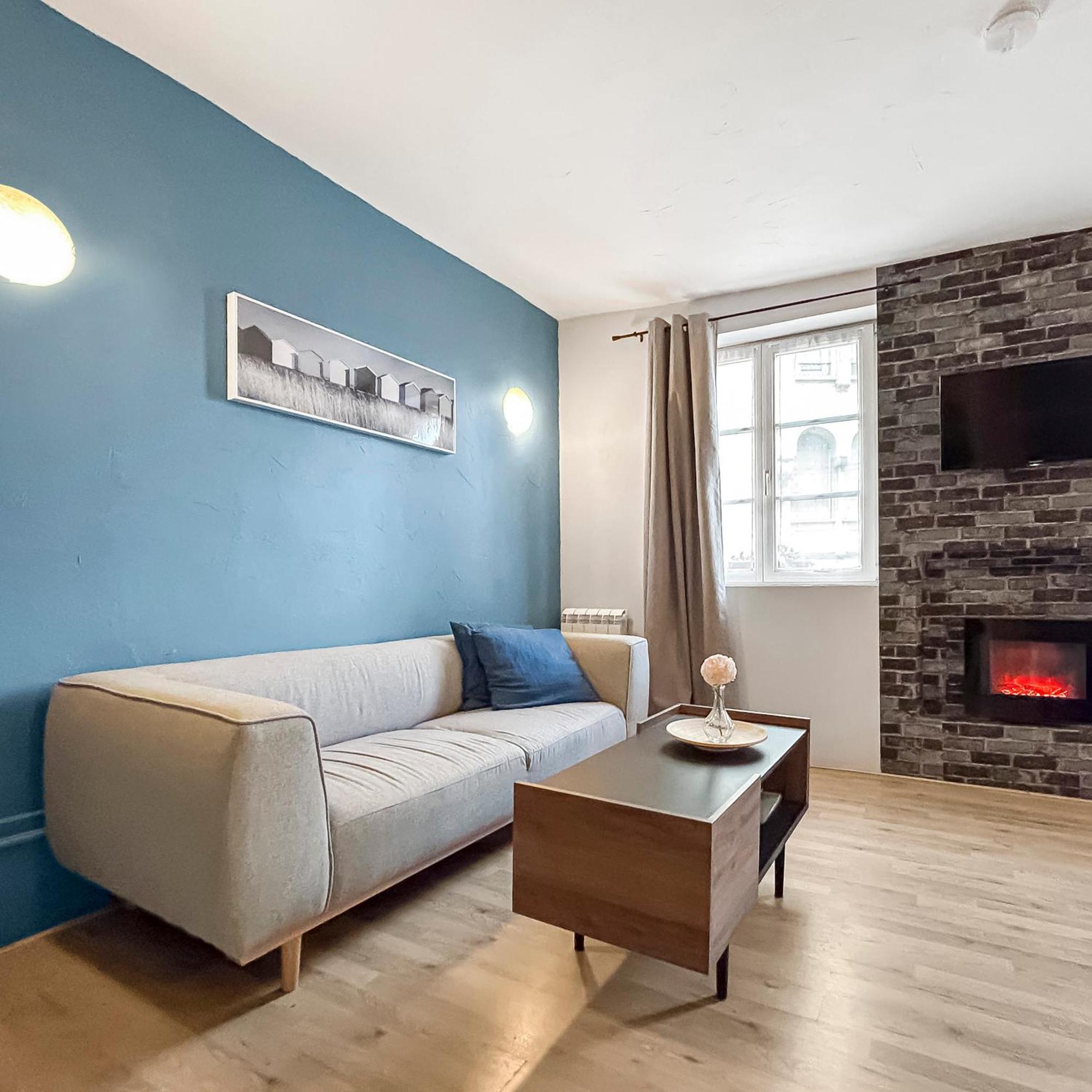 La Provence A Colmar Колмар Екстериор снимка